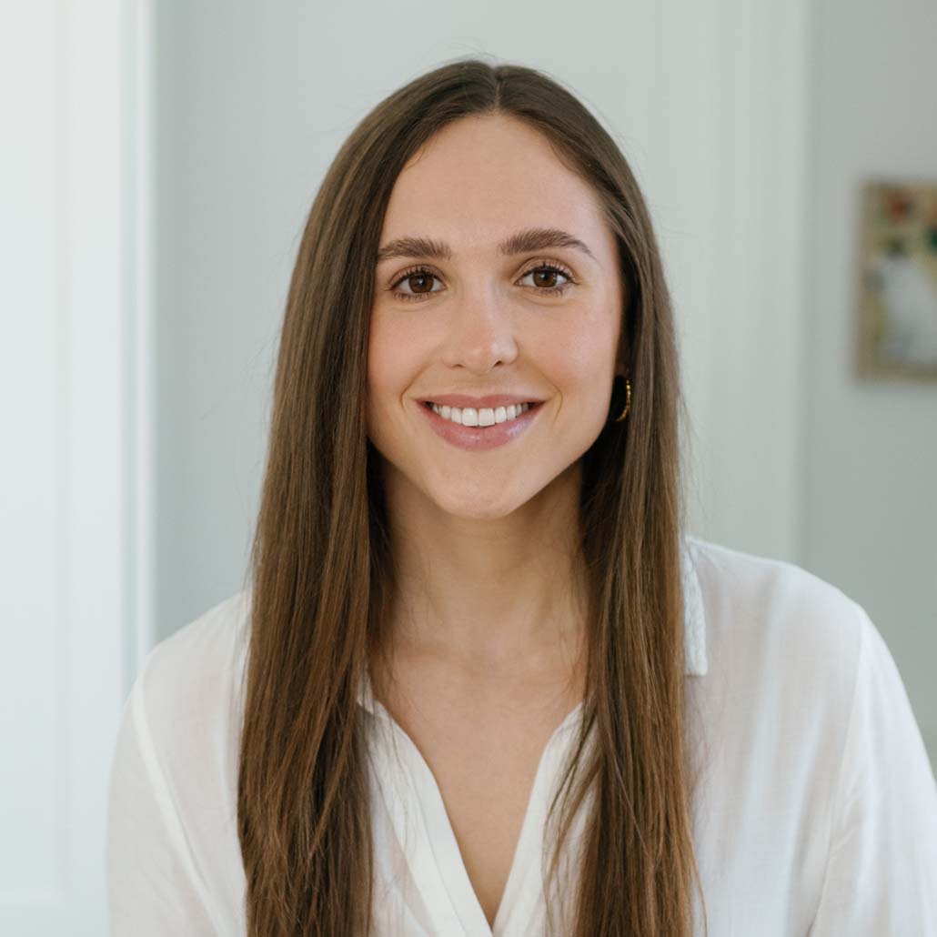 Bella Yzerman, Therapist in Michigan